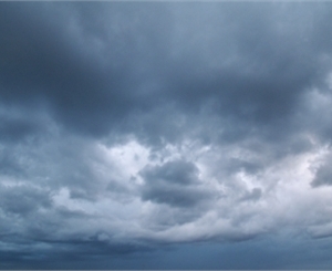 Весь день небо будет затянуто облаками. Фото: sxc.hu