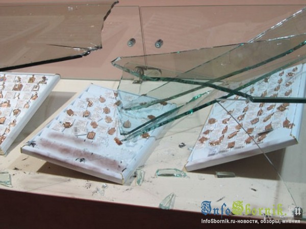 В Стаханове произошло нападение на ювелирный магазин. Фото: lugmia.gov.ua