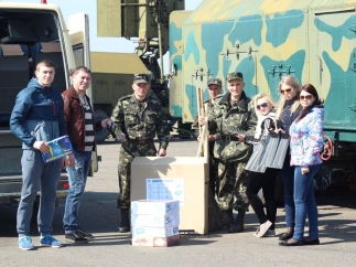 В Луганске студенты организовали помощь армии. Фото: пресс-служба ЛНУ имени Шевченко