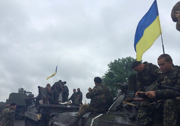 АТО на Донбассе продолжается. Фото Романа Бочкала.