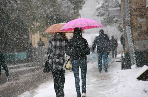 В Луганск возвращается зима: синоптики обещают снег и гололед. Фото: УНИАН 