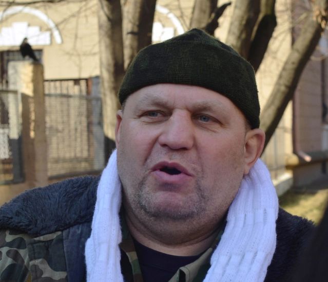 Музычко стрелял в себя дважды, одна из пуль попала в сердце. Фото с сайта www.metronews.ru