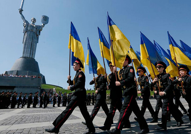 Поздравь по телефону: Кличко призвал киевлян оставаться дома на майские праздники фото