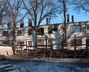 В Луганске жильцы восстановленного дома не могут вселиться с свои квартиры. Фото МЧС в Луганской области.