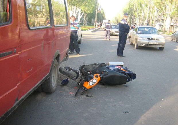 Скутер - один из самых опасных видов транспорта. Фото ОГАИ Луганска