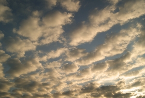 Сегодня в Луганске небо будет полностью затянуто облаками. Фото: sxc.hu