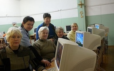 На Луганщине появится университет для пенсионеров. Фото: vkurse.ua