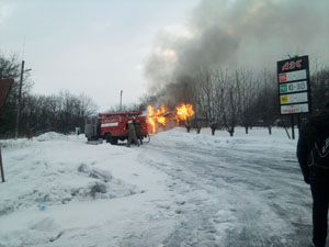 Новость - События - Фотофакт:  в Луганске сгорела заправка