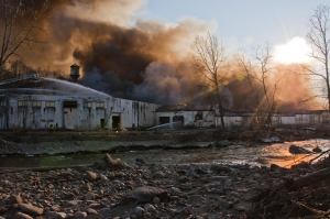 Пожар в селе уничтожил три дома. Фото: www.sxc.hu