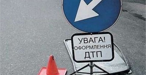 В Сватовском районе лоб в лоб столкнулись две иномарки. Фото: timeszp.com