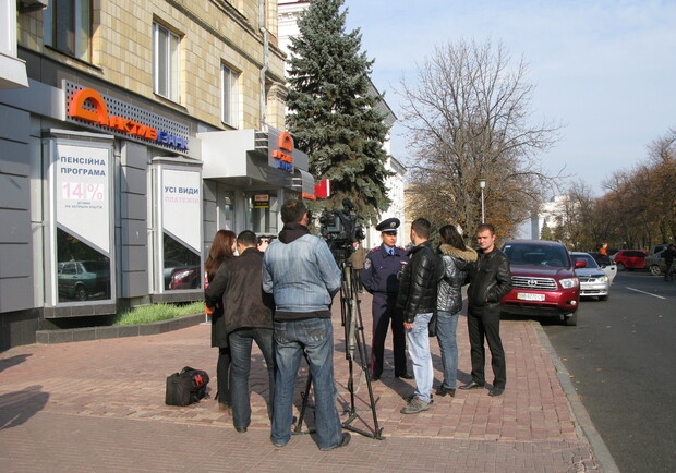 Сотрудники ГАИ проверили парковки. Фото: lugmia.gov.ua