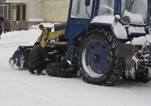 Новость - События - На Луганщине снегоуборочная техника выходит из строя