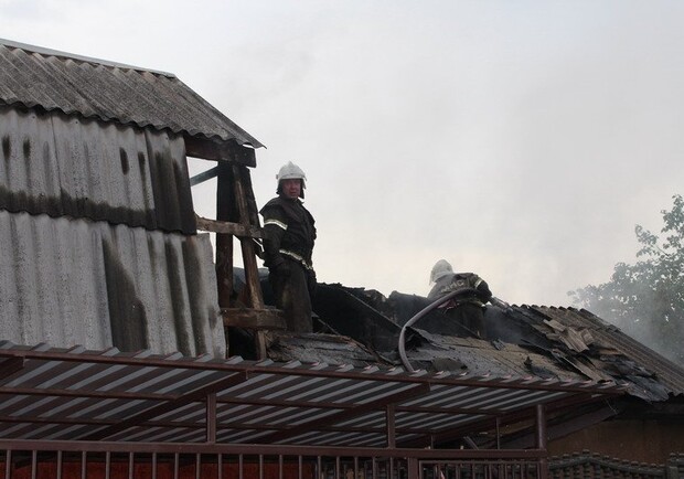 Пожар в Луганске. 18 июня 2013 год.  Фото: lugansk.mns.gov.ua