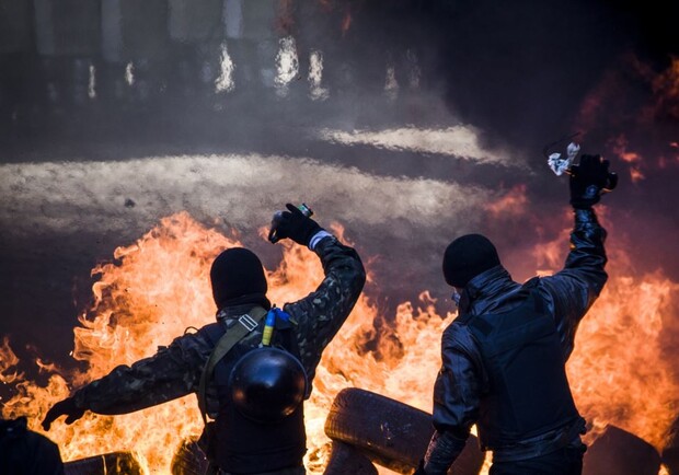Отголоски противостояния на Майдане докатились до Луганска. Фото: rus.azattyq.org