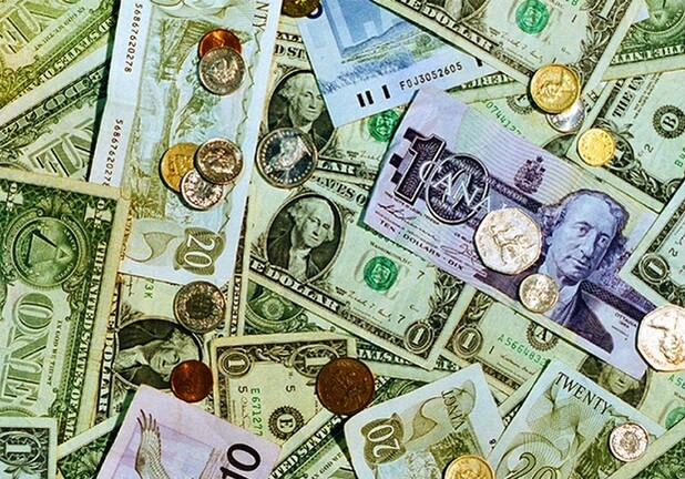 Доллар и евро стремительно дорожают. Фото: newsukraine.com.ua