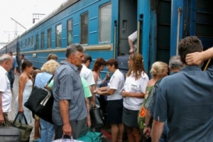 Переселенцам из Донбасса в Крыму статус беженца не предоставят. Фото: dialog.ua