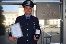 Сергей Мухин с наградами.
Фото: lugmia.gov.ua