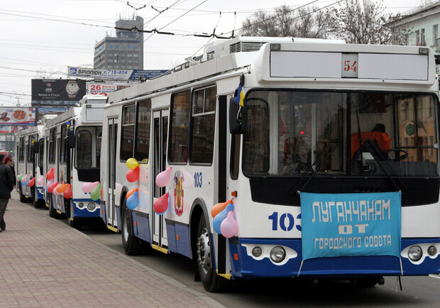 Луганчане надеются на исправную работу троллейбусов
фото: transphoto.ru