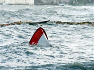 Мужчина погиб из-за перевернувшейся лодки. Фото: iz.com.ua
