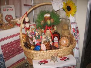Новость - Досуг и еда - Луганский «Чудо-кошик» - лучшее Пасхальное творение в Украине